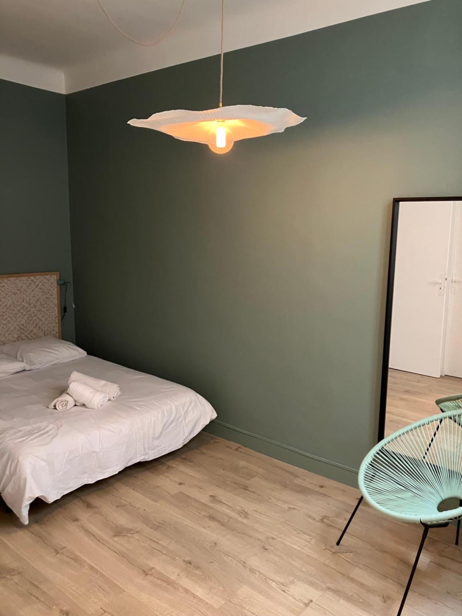 Le Diffonty Cosy Vintage Centre Historique Apartment Ла Сиота Екстериор снимка
